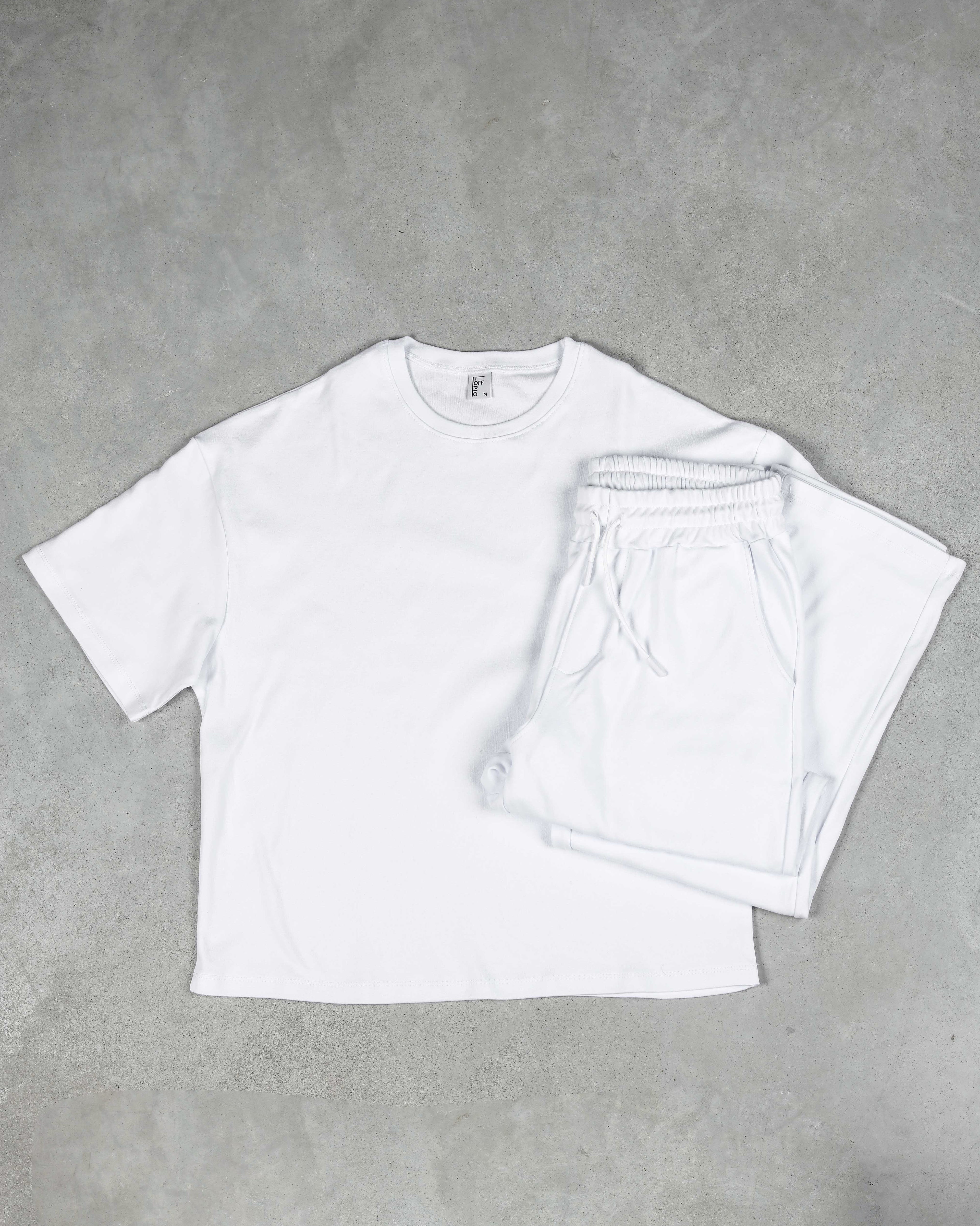 Ensemble Oversize – T-shirt & Pantalon