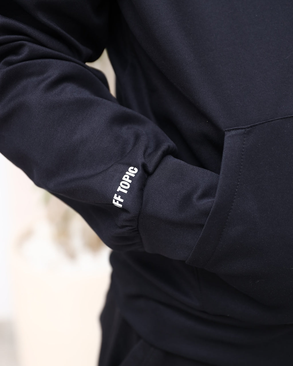 Essential Zip Hoodie