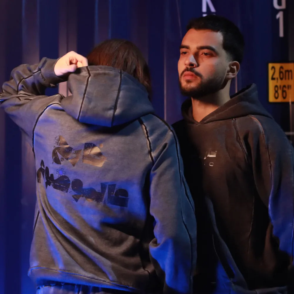 OVERSIZED TRACKSUIT